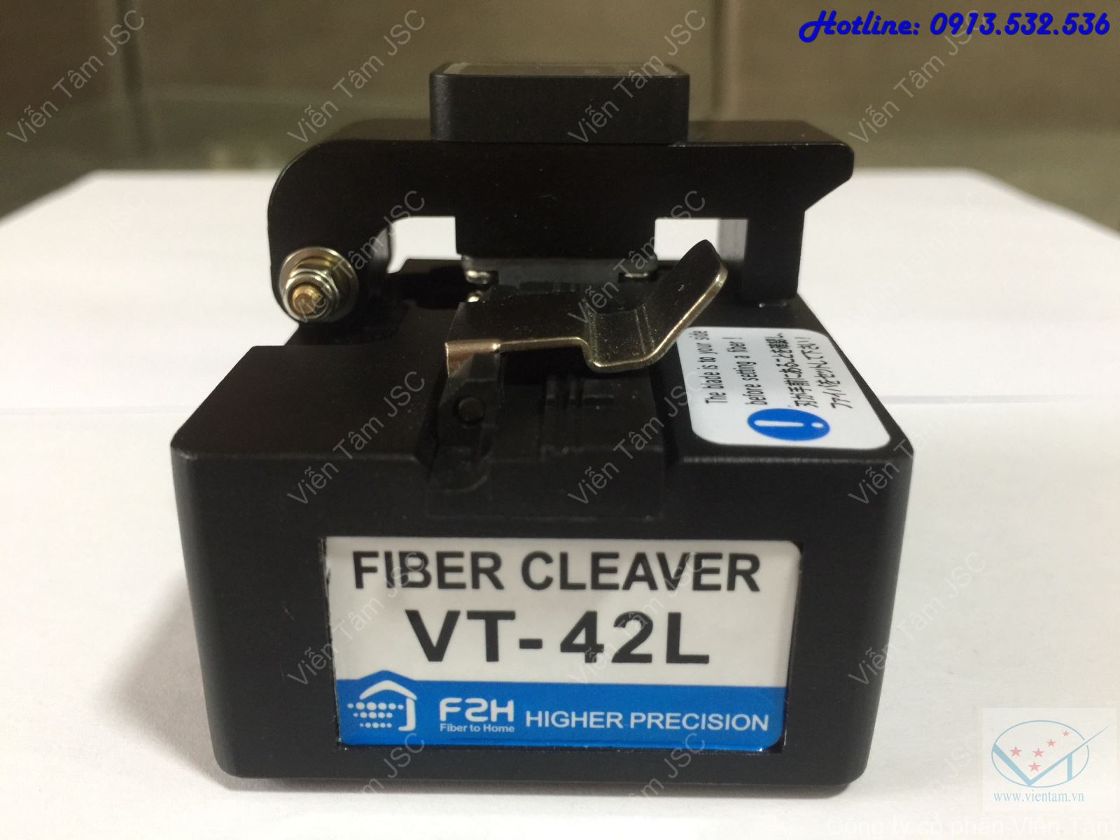 VT-42L High Precision Fiber Cleaver